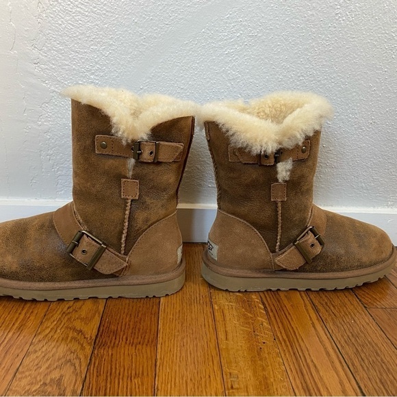 UGG Dylan Short Shearling Bomber Boots Chestnut Size 6 - Picture 5 of 7